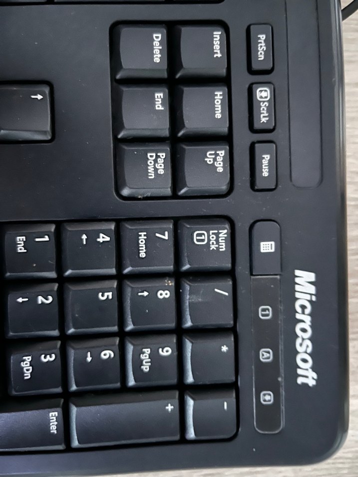 Microsoft orijinal kablolu siyah klavye - Görsel 3