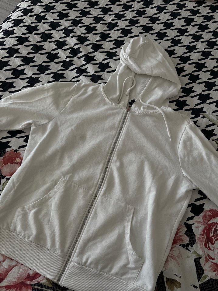 Kadın Beyaz Kapüşonlu Fermuarlı Ceket - Görsel 3