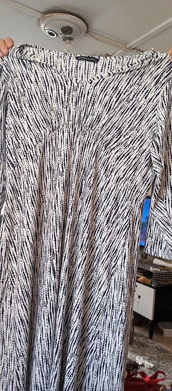 LC Waikiki Zebra desenli elbise