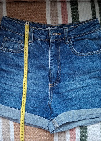 Düğmeli Mavi Denim Mini Şort - Görsel 2
