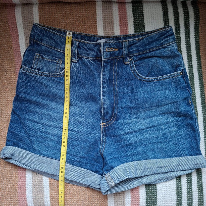 Düğmeli Mavi Denim Mini Şort - Görsel 2