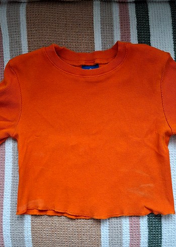 Beyaz ve turuncu Kısa Kollu Crop Top - Görsel 7