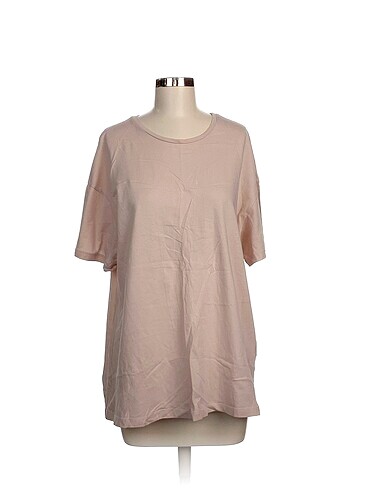 Trendyol & Milla T-shirt %70 İndirimli.