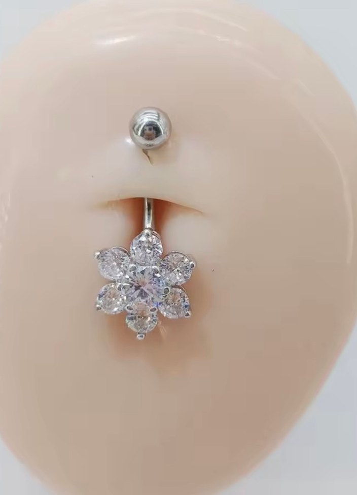 Parlak Göbek Piercing - Görsel 3