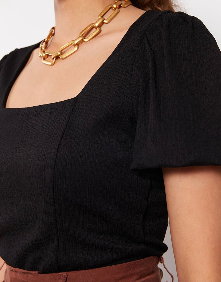 LCW Vision Kare Yaka Düz Kısa Kollu Crop Kadın Bluz - Görsel 3