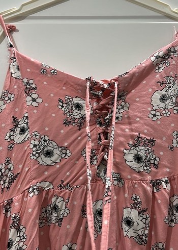 Pembe çok tatlı göğüsten ipli bağlamalı elbise - Görsel 2