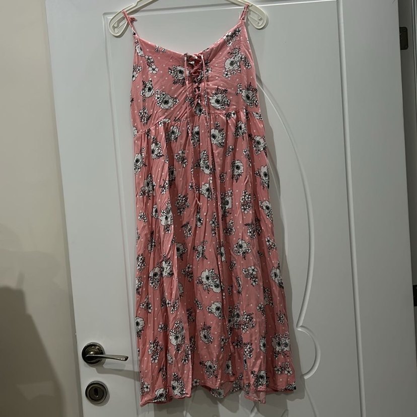 Pembe çok tatlı göğüsten ipli bağlamalı elbise - Görsel 3