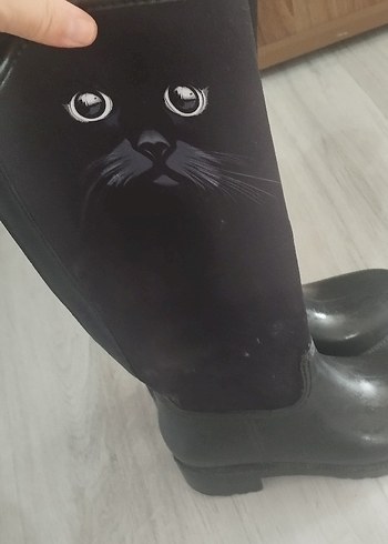 36 Beden Siyah Rugan Dizüstü Stiletto Çizme