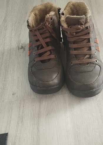 Kürklü Kahverengi Erkek Çocuk Botu