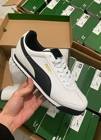 41 Beden beyaz Renk Puma Roma