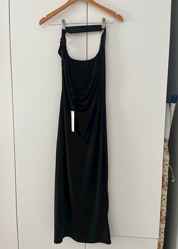 Siyah Uzun Askılı Kemerli Elbise - Görsel 2