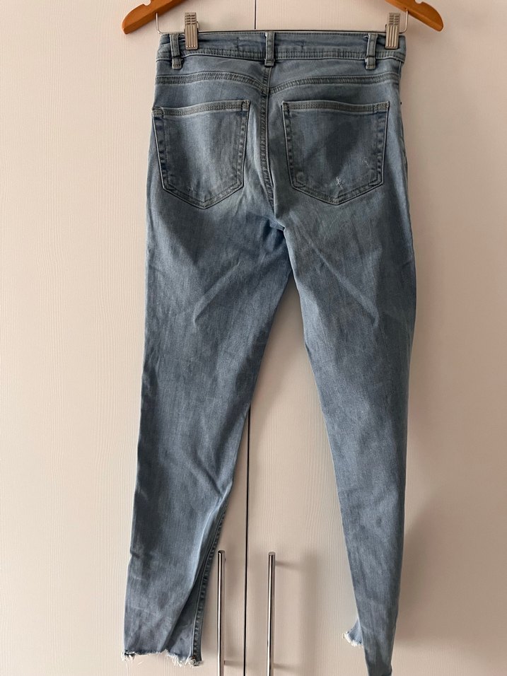 Kadın Mavi Denim Dar Kesim Midi Jean - Görsel 2