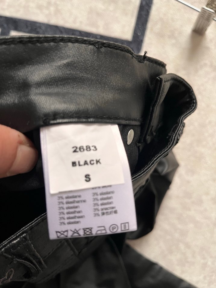 Siyah Deri Biker Pantolon - Görsel 3