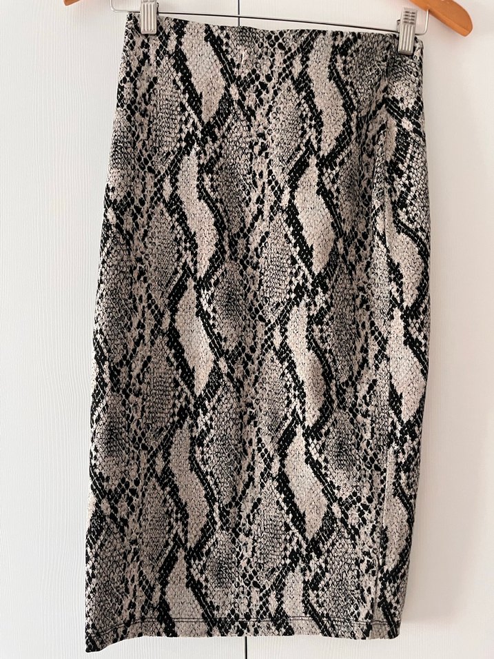 Düğmeli Gri Yılan Desenli Midi Etek - Görsel 2