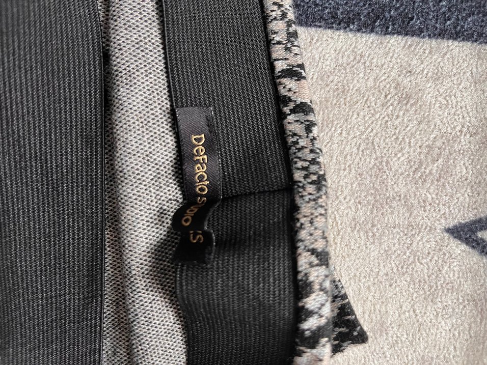 Düğmeli Gri Yılan Desenli Midi Etek - Görsel 3