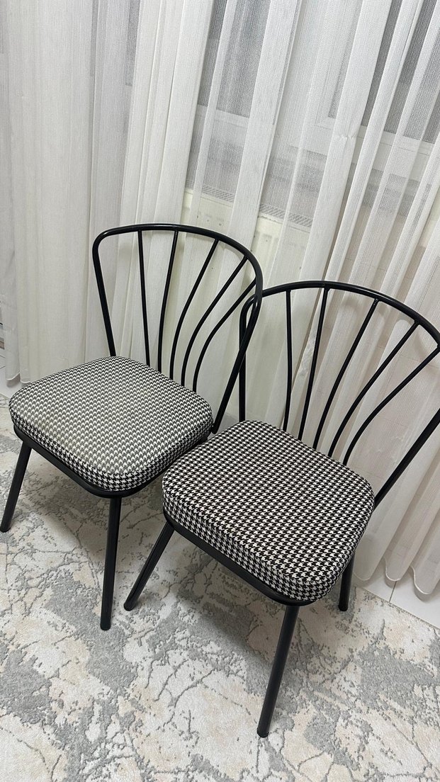 Gri Desenli Beyaz Modern Masa takımı - Görsel 3