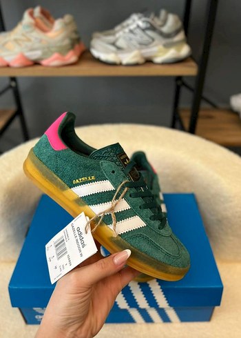Adidas Yeşil Kadın Spor Ayakkabı Velcro