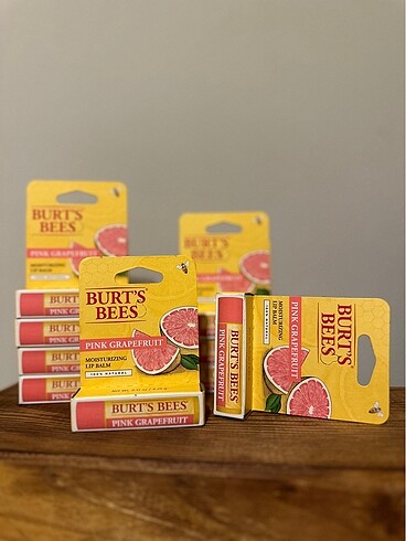 BURT?S BEES LIP BALM