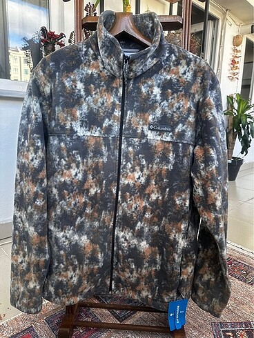 COLUMBIA POLAR HIRKA