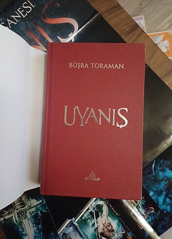  Beden Renk Büşra Toraman - Uyanış