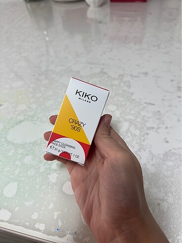 Kiko Happy cleansing face stick