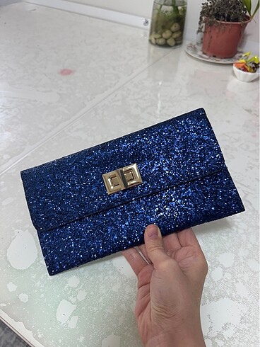 Lacivert simli clutch