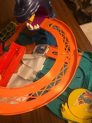 Beden Hot wheels köpek balığı kaçış özel serisi????