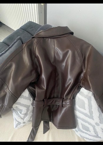 Kahverengi Kemerli Kadın Deri Ceket - Görsel 2