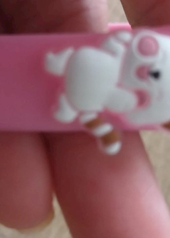 Pembe kordonlu kedi figurlu akıllı ekran çocuk saati
