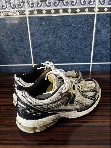 New balance 1902