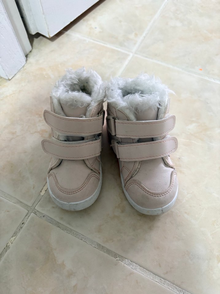 Peluş Detaylı Pembe Kız Çocuk Botu - Görsel 2