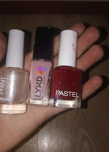 Pastel Kırmızı Oje