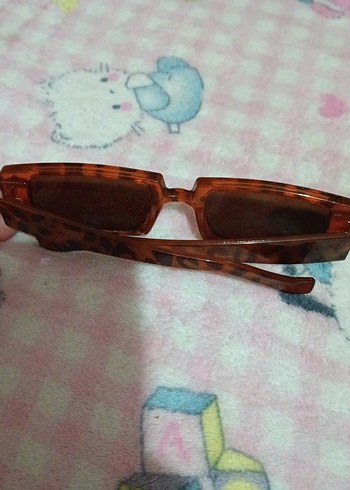 Kahverengi Retro Kadın Gözlüğü - Görsel 2