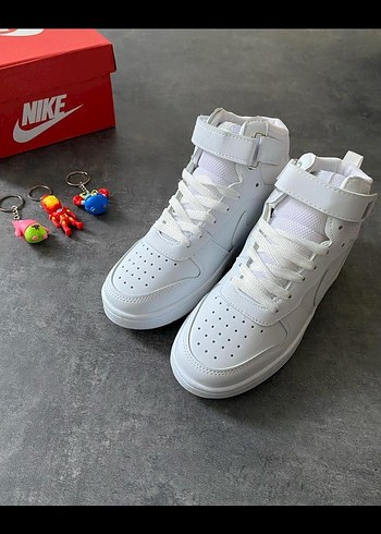 Nike Nike Court Bough Bilekli Spor Ayakkabı