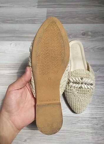 Zara incili taşlı terlik
