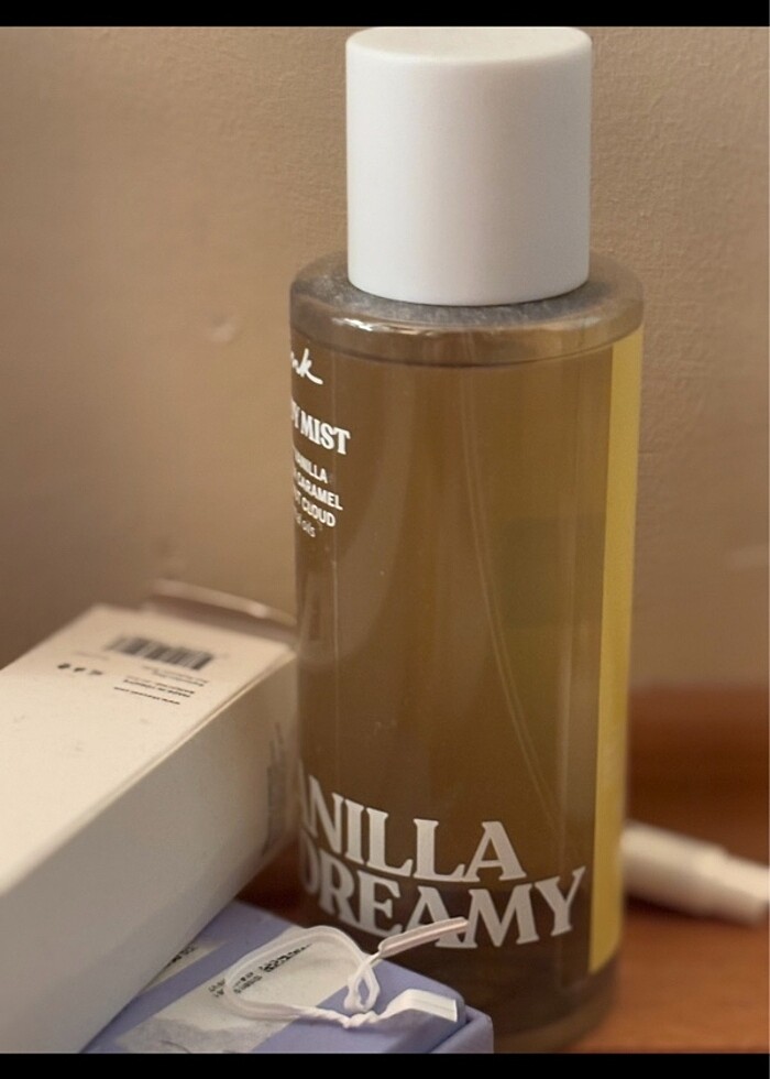 Victorias Secret Vanilla Dreamy Vücut Spreyi - Görsel 2