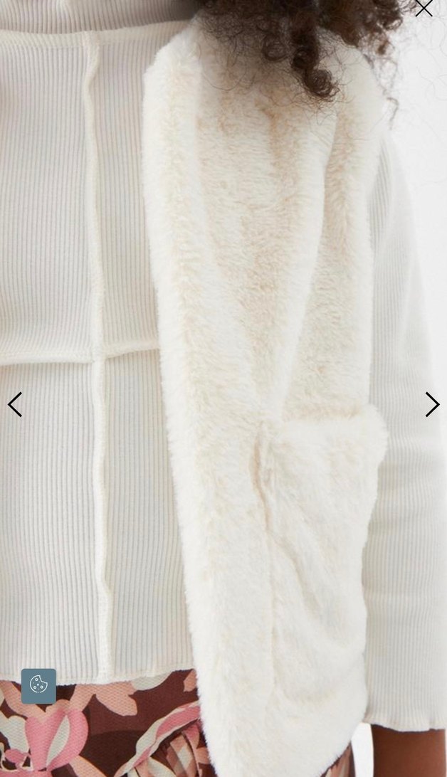 Kız Çocuk Beyaz Kürklü Yelek B&G store - Görsel 3