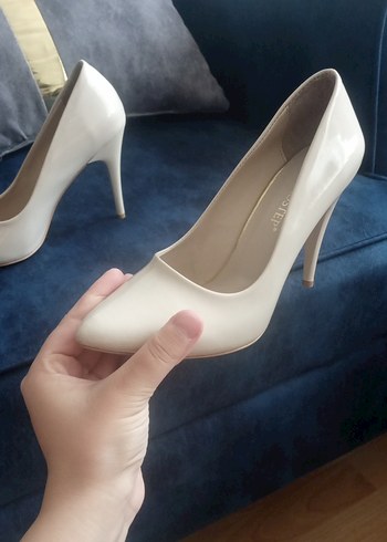 36 Beden Beyaz Stiletto Kadın Ofis Ayakkabısı