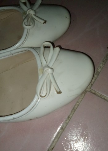 Kız Çocuk Beyaz Fiyonk Detaylı Babet - Görsel 2