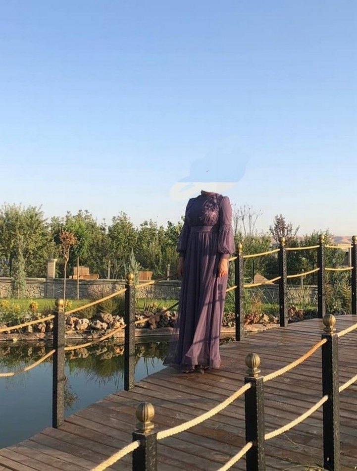 Mor Dökümlü Uzun Kollu Kadın Abiye - Görsel 2