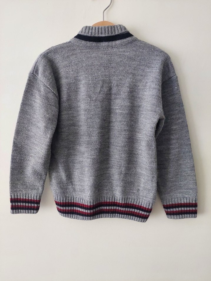 Çocuk Gri V Yaka Triko Kazak - Görsel 2