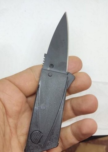 Kredi Kartı Şeklinde Katlanabilir Siyah Çakı - Görsel 4