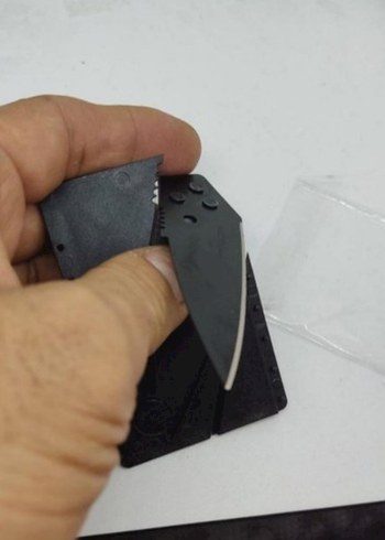 Kredi Kartı Şeklinde Katlanabilir Siyah Çakı - Görsel 2