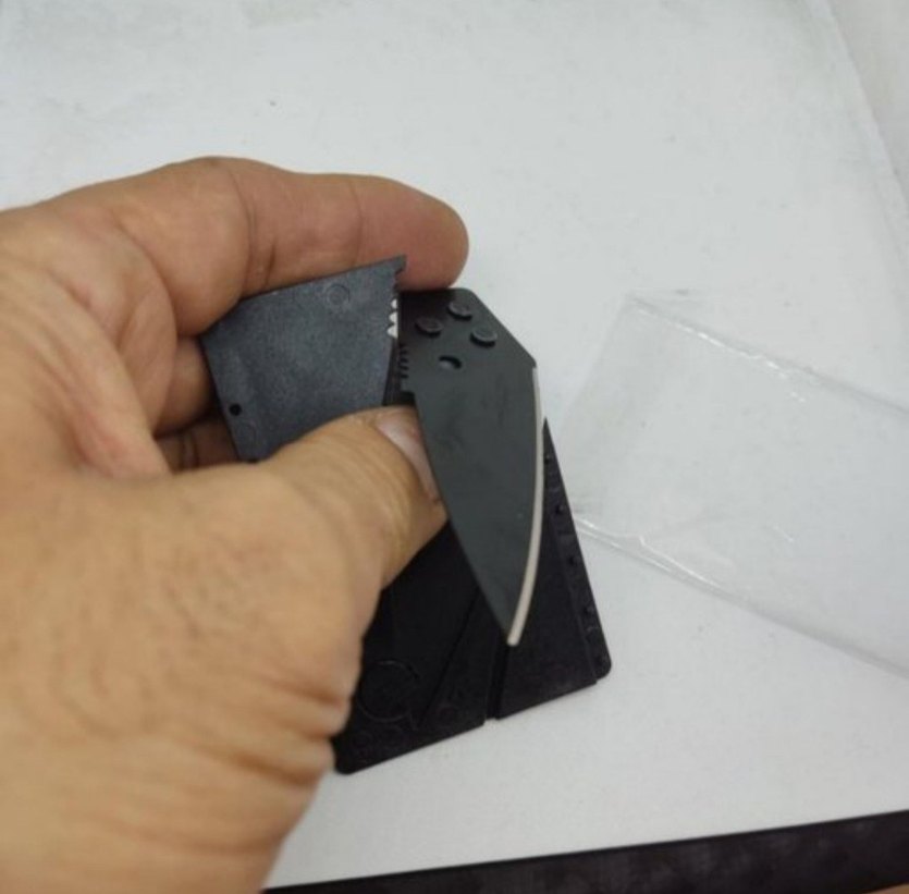 Kredi Kartı Şeklinde Katlanabilir Siyah Çakı - Görsel 2