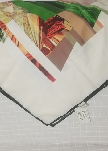 Parlak Çok Renkli Dökümlü Kadın Fular - Görsel 4