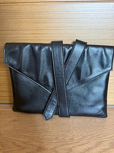 Clutch El Çantası