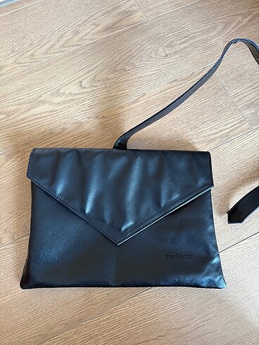 Beden Clutch El Çantası