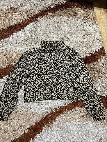 Pull and Bear Kazak