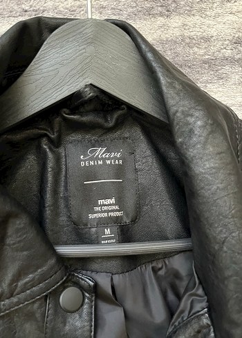 Mavi Kemerli Siyah Deri Kadın Ceket