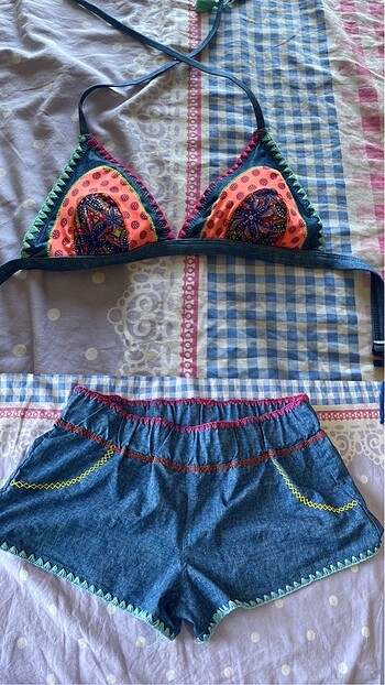 Penti bikini üstü ve şort takım
